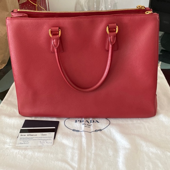PRADA Saffiano Lux Large Galleria Double Zip Tote - Picture 5 of 12
